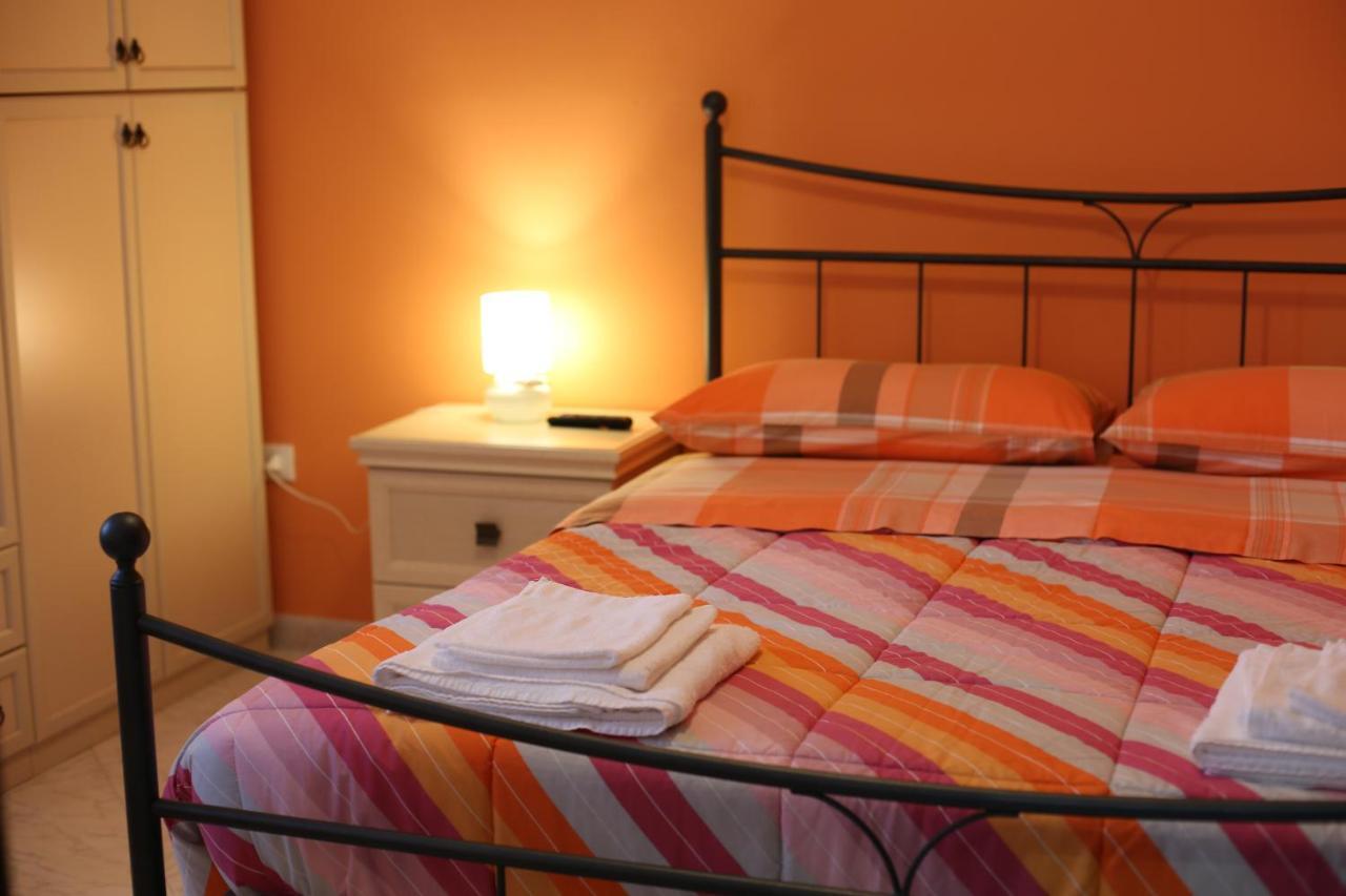 B&B Il Tiglio Padula Habitación foto